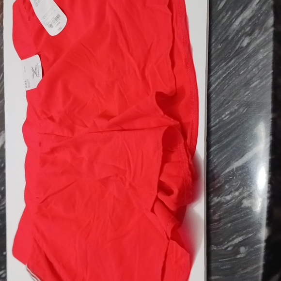 Xersion Ladies Red  Running Shorts- XXL - Picture 2 of 7